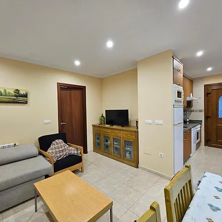 Vivienda Familiar Y Rurales La Branela * Tapia De Casariego