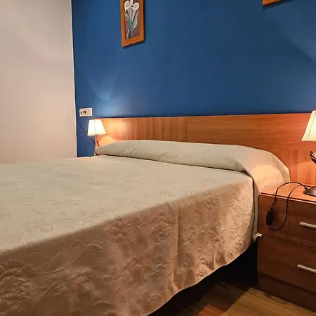 Lägenhet Vivienda Familiar Y Rurales La Branela Tapia De Casariego