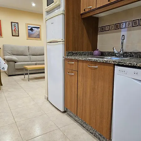 Vivienda Familiar Y Rurales La Branela * Tapia De Casariego